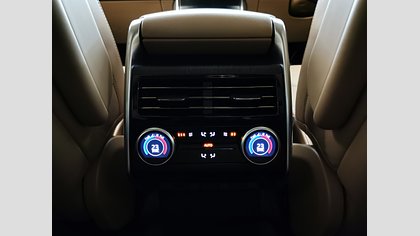 Range Rover 23