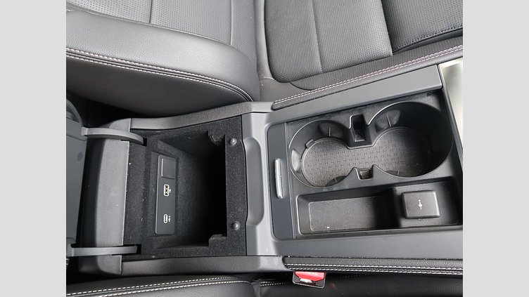 2023 認定中古車 Jaguar F-Pace アイガーグレイ P250 AWD（オートマチック） R-DYNAMIC SE