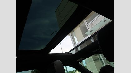 F-Pace 49