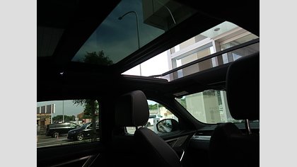 F-Pace 26