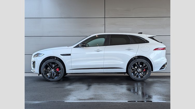 2024 認定中古車 Jaguar F-Pace オストゥーニパールホワイト P400e ガソリン プラグインハイブリッド R-DYNAMIC SE