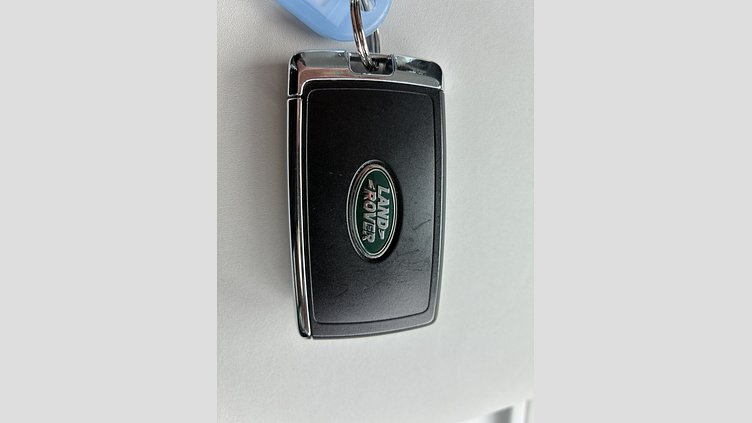2024 認定中古車 Land Rover Defender 110 サントリーニブラック D350 ディーゼルマイルドハイブリッド S