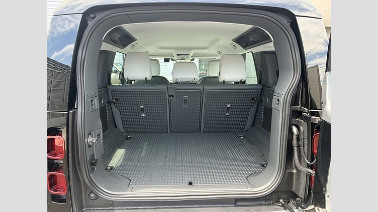 2024 認定中古車 Land Rover Defender 110 サントリーニブラック D350 ディーゼルマイルドハイブリッド S