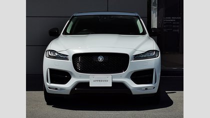 F-Pace 7