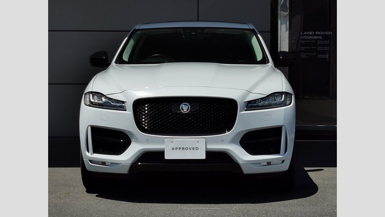 2018 認定中古車 Jaguar F-Pace Yulong White 2.0 litre i4D Diesel Rスポーツ