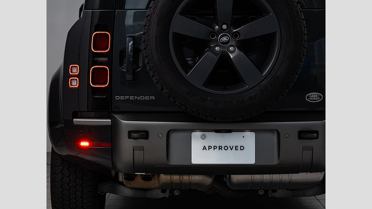 2023 認定中古車 Land Rover Defender 110 カルパチアングレイ D300 AWD（AT） X-DYNAMIC HSE D300 エアサスペンション　5人乗り