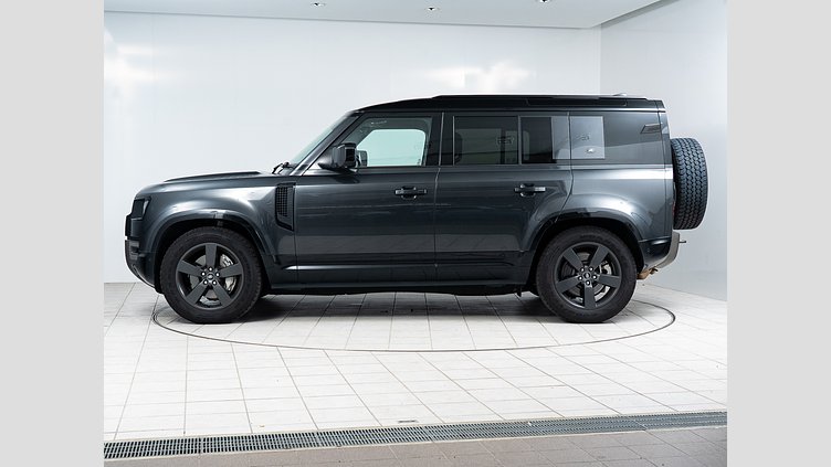 2023 認定中古車 Land Rover Defender 110 カルパチアングレイ D300 AWD（AT） X-DYNAMIC HSE D300 エアサスペンション　5人乗り