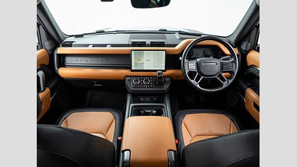 Defender 110 3