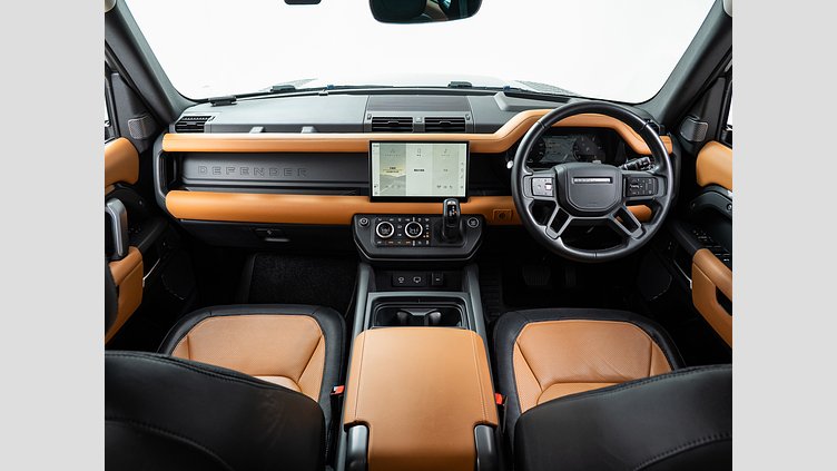 2023 認定中古車 Land Rover Defender 110 カルパチアングレイ D300 AWD（AT） X-DYNAMIC HSE D300 エアサスペンション　5人乗り