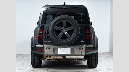 Defender 110 6