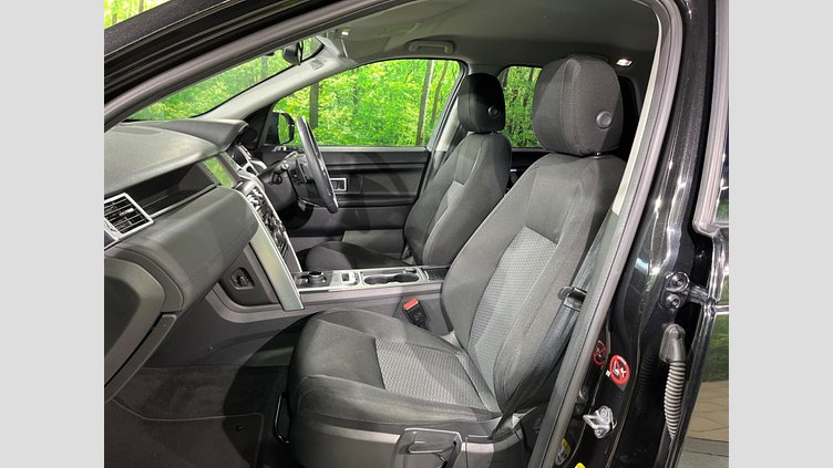 2017 認定中古車 Land Rover Discovery Sport Santorini Black 2.0 litre Si4 Petrol SE