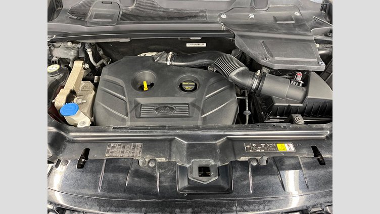 2017 認定中古車 Land Rover Discovery Sport Santorini Black 2.0 litre Si4 Petrol SE