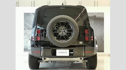 Defender 110 8