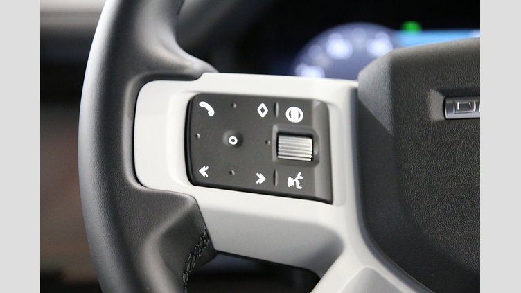 2025 認定中古車 Land Rover Defender 110 サントリーニブラック D350 ディーゼルマイルドハイブリッド X-Dynamic HSE