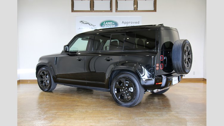2025 認定中古車 Land Rover Defender 110 サントリーニブラック D350 ディーゼルマイルドハイブリッド X-Dynamic HSE