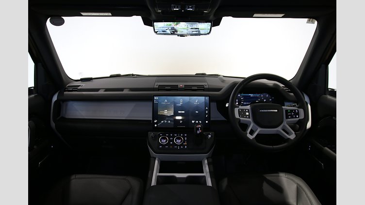 2025 認定中古車 Land Rover Defender 110 サントリーニブラック D350 ディーゼルマイルドハイブリッド X-Dynamic HSE
