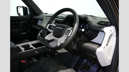 Defender 110 39
