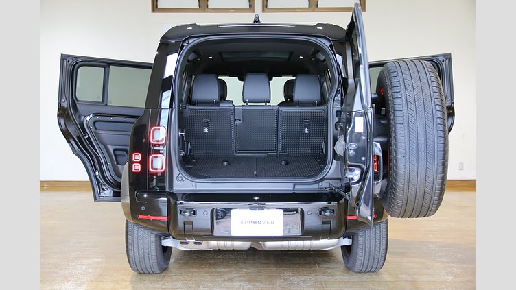 2025 認定中古車 Land Rover Defender 110 サントリーニブラック D350 ディーゼルマイルドハイブリッド X-Dynamic HSE