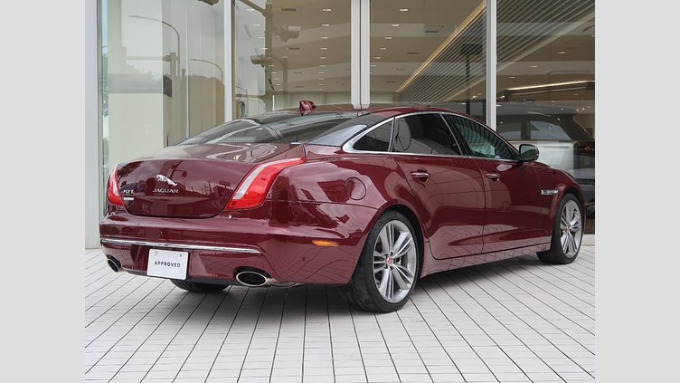 2017 認定中古車 Jaguar XJ Montalcino Red 5.0 LITRE V8
550PS SUPERCHARGED PETROL オートバイオグラフィー ＬＷＢ