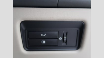 XJ 47
