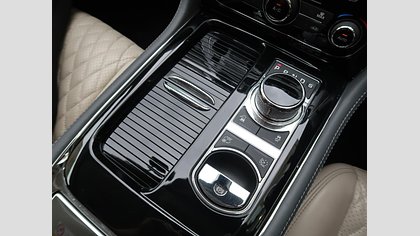 XJ 57