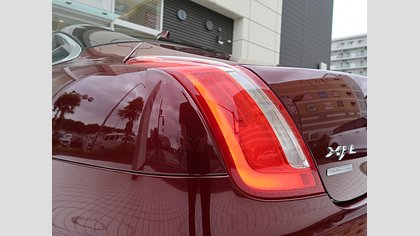 XJ 63