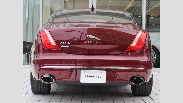 2017 認定中古車 Jaguar XJ Montalcino Red 5.0 LITRE V8
550PS SUPERCHARGED PETROL オートバイオグラフィー ＬＷＢ