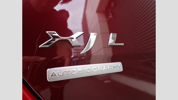 2017 認定中古車 Jaguar XJ Montalcino Red 5.0 LITRE V8
550PS SUPERCHARGED PETROL オートバイオグラフィー ＬＷＢ