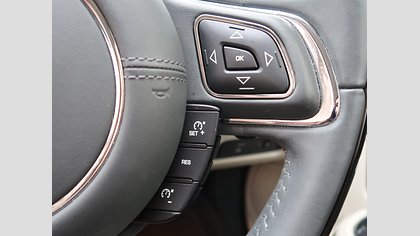 XJ 38