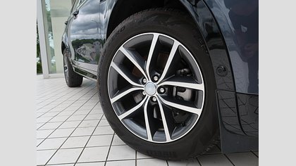 Discovery Sport 8