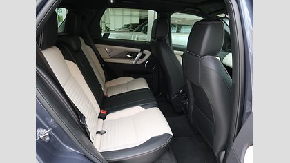 Discovery Sport 17
