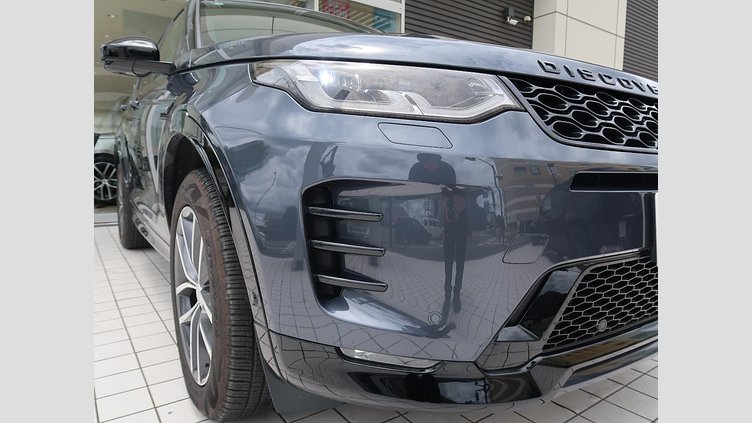 2024 認定中古車 Land Rover Discovery Sport ヴァレジネブルー P250（ガソリン） 標準ホイール DYNAMIC SE