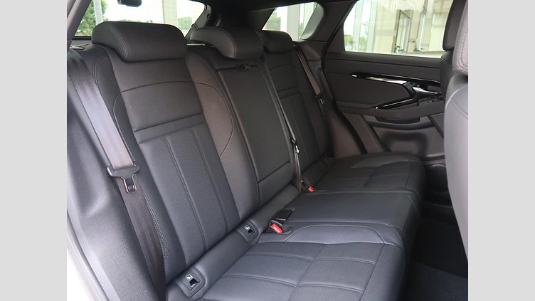 2024 認定中古車 Land Rover Range Rover Evoque フジホワイト D200マイルドハイブリッド（ディーゼル） スタンダードホイールベース DYNAMIC SE