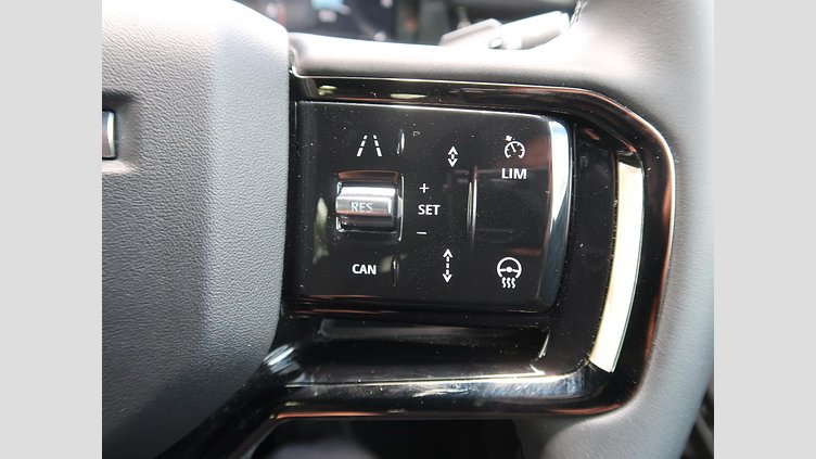 2024 認定中古車 Land Rover Range Rover Evoque フジホワイト D200マイルドハイブリッド（ディーゼル） スタンダードホイールベース DYNAMIC SE
