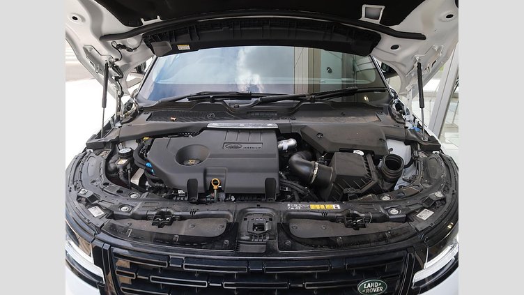 2024 認定中古車 Land Rover Range Rover Evoque フジホワイト D200マイルドハイブリッド（ディーゼル） スタンダードホイールベース DYNAMIC SE