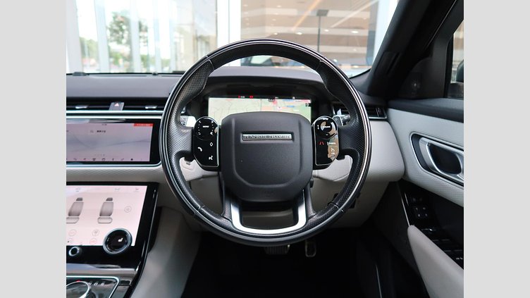 2019 認定中古車 Land Rover Range Rover Velar シリコンシルバー P380 R-DYNAMIC SE
