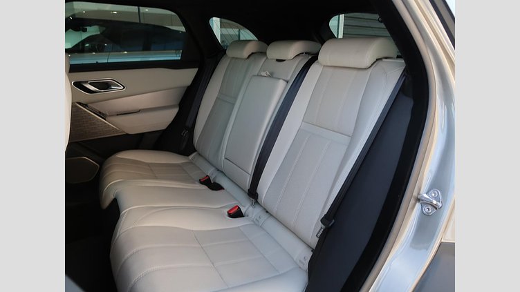 2019 認定中古車 Land Rover Range Rover Velar シリコンシルバー P380 R-DYNAMIC SE