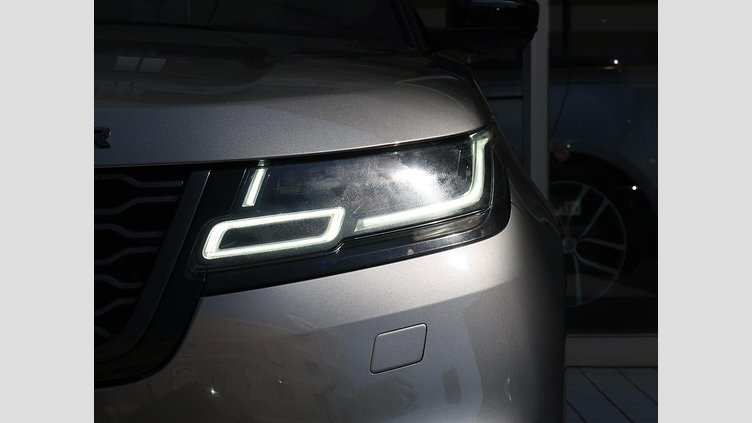 2019 認定中古車 Land Rover Range Rover Velar シリコンシルバー P380 R-DYNAMIC SE