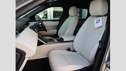 Range Rover Velar 15