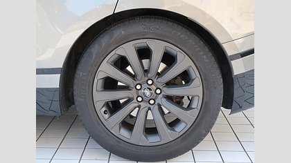 Range Rover Velar 9