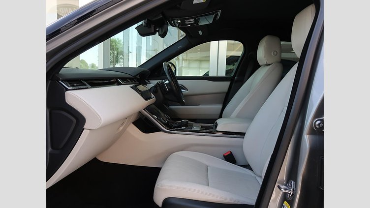 2019 認定中古車 Land Rover Range Rover Velar シリコンシルバー P380 R-DYNAMIC SE