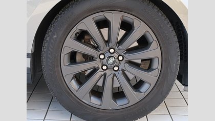 Range Rover Velar 11