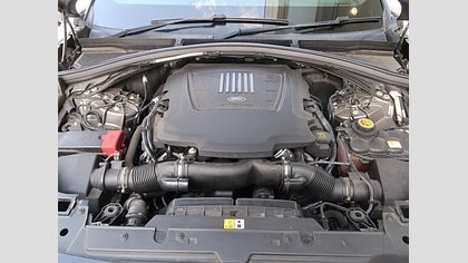 Range Rover Velar 25
