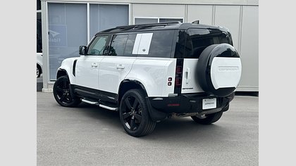Defender 110 16