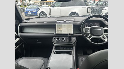 Defender 110 3