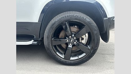 Defender 110 7