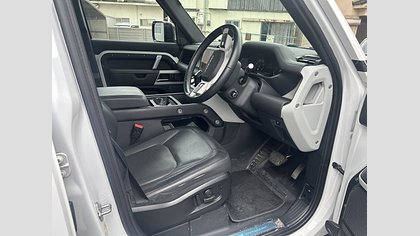 Defender 110 10