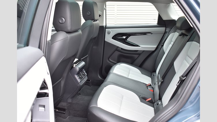 2024 認定中古車 Land Rover Range Rover Evoque トライベッカブルー D200マイルドハイブリッド（ディーゼル） Standard Wheelbase DYNAMIC SE