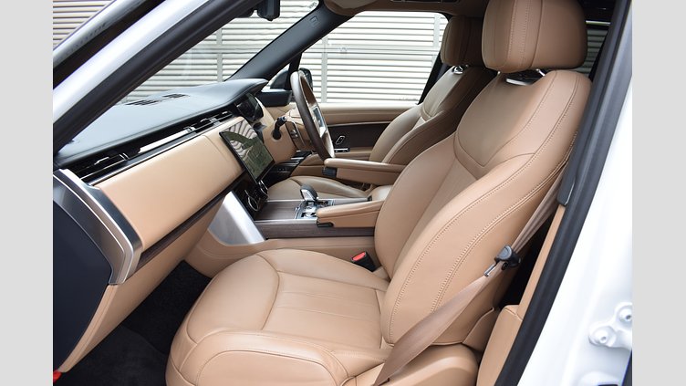 2023 認定中古車 Land Rover Range Rover オストゥーニパールホワイト D300 AWD MHEV（AT） スタンダードホイールベース AUTOBIOGRAPHY