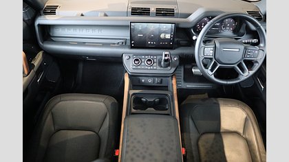 Defender 110 3